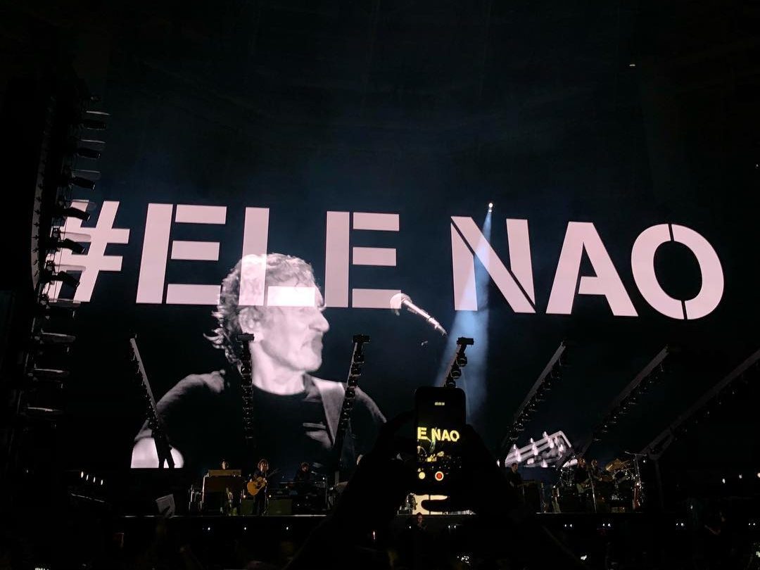 Roger Waters leva música e política ao palco do Mineirão nesta