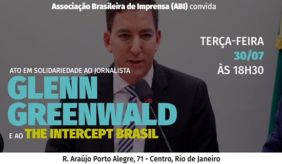 Ato na ABI a favor do jornalista Glenn Greenwald. Foto: Reprodução