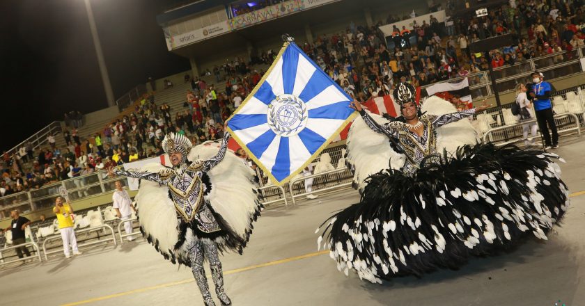 Casais de mestre-sala e porta-bandeira: parceria que encanta