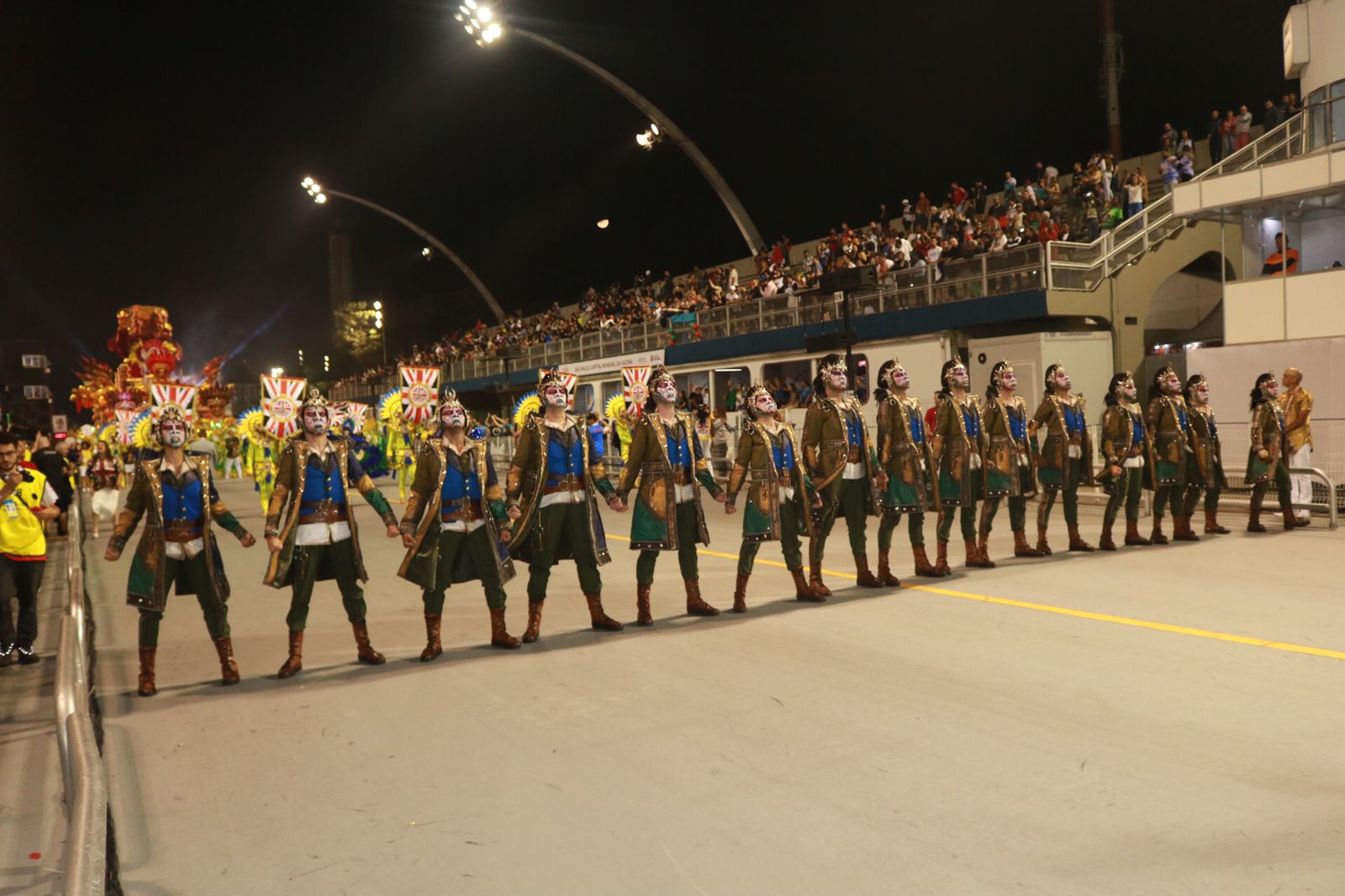 Desfile 2022 da Independente Tricolor. Foto: Cesar R. Santos/SRzd