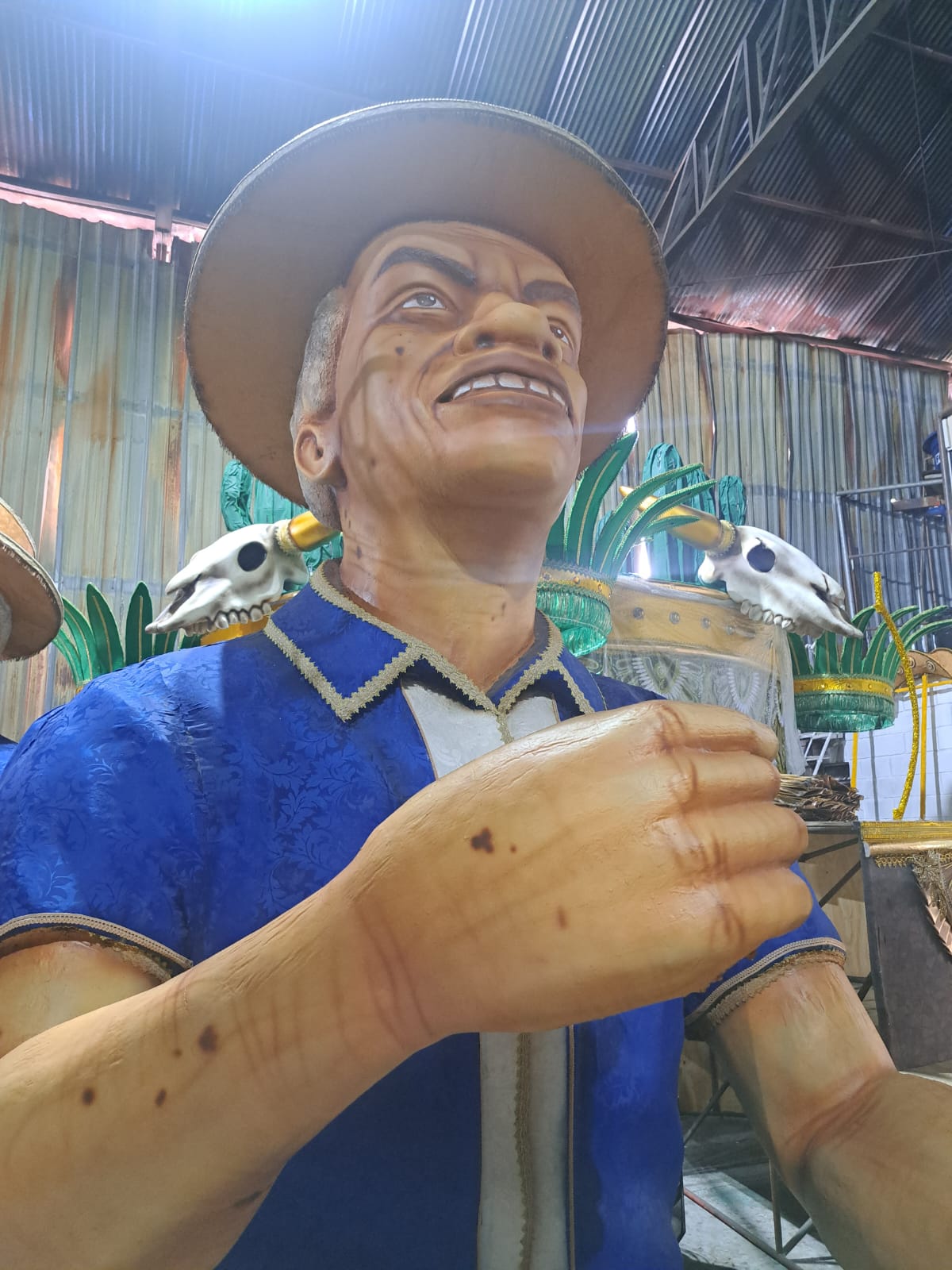 Barracão da Dom Bosco de Itaquera para o Carnaval 2024. Foto: Divulgação.